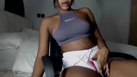 Snapshot of hot_chocoxxxx chatting on 13, 2, 2026 sonia mis choco online show from 13, 2, 2026