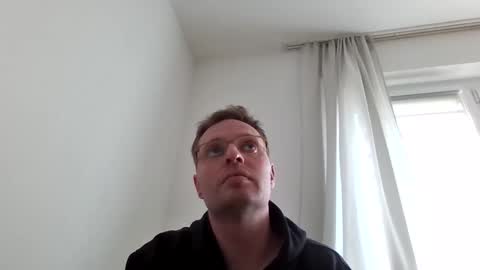 hot_chris1989 online show from 15, 3, 2026