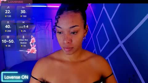 Hot Couple online show from 7, 10, 2025