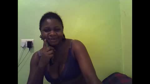 Snapshot of hot_girlly chatting on 14, 11, 2025 hot_girlly online show from 14, 11, 2025