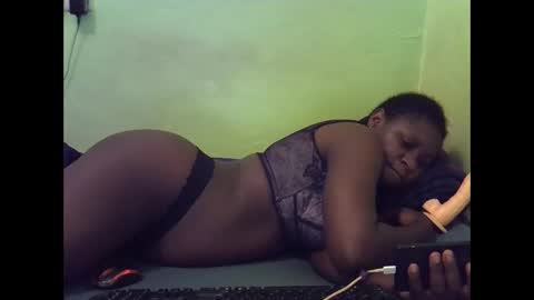 Snapshot of hot_girlly chatting on 16, 11, 2025 hot_girlly online show from 16, 11, 2025