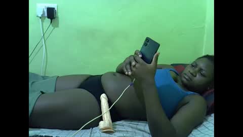 Snapshot of hot_girlly chatting on 27, 11, 2025 hot_girlly online show from 27, 11, 2025