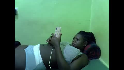 Snapshot of hot_girlly chatting on 8, 1, 2026 hot_girlly online show from 8, 1, 2026