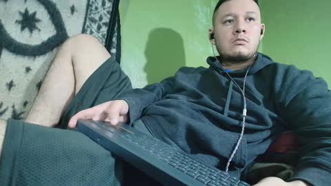 hot_guy36 online show from 18, 1, 2026