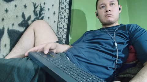 hot_guy36 online show from 19, 5, 2026