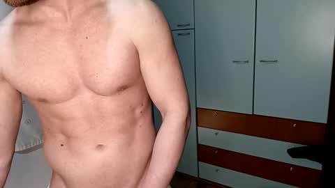 hot_italianboy online show from 3, 4, 2026