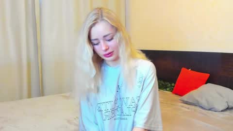 Snapshot of hot_kittie_hot chatting on 5, 6, 2026 hot_kittie_hot online show from 5, 6, 2026