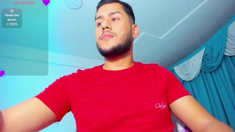 Snapshot of hot_latino_boy_ chatting on 19, 10, 2025 Alejandro online show from 19, 10, 2025