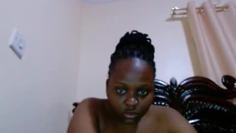 Snapshot of hot_linahh chatting on 13, 10, 2025 Linah online show from 13, 10, 2025
