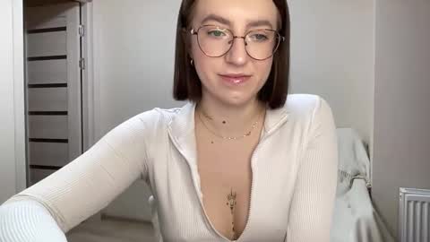 Snapshot of hot_lliinns chatting on 17, 12, 2024 Lina online show from 17, 12, 2024