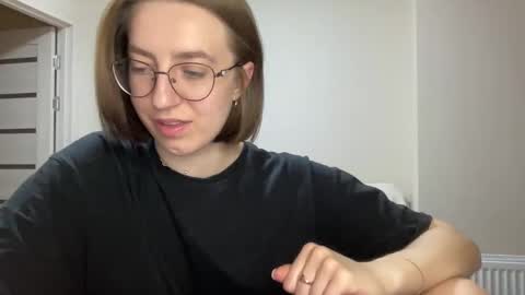 Snapshot of hot_lliinns chatting on 18, 12, 2024 Lina online show from 18, 12, 2024