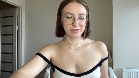 Snapshot of hot_lliinns chatting on 19, 12, 2024 Lina online show from 19, 12, 2024