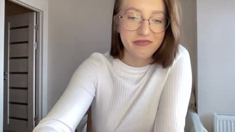 Snapshot of hot_lliinns chatting on 14, 1, 2025 Lina online show from 14, 1, 2025