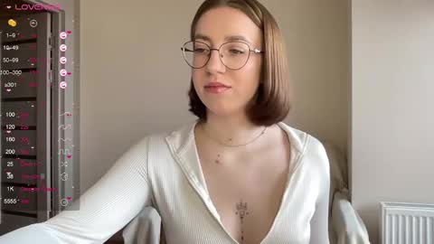 Snapshot of hot_lliinns chatting on 24, 1, 2025 Lina online show from 24, 1, 2025