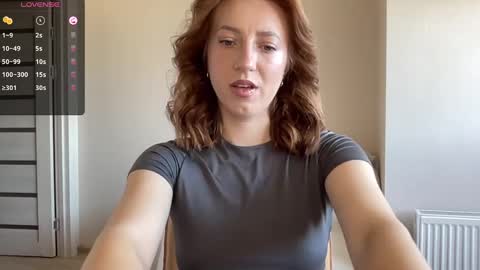 Snapshot of hot_lliinns chatting on 22, 9, 2025 Lina online show from 22, 9, 2025