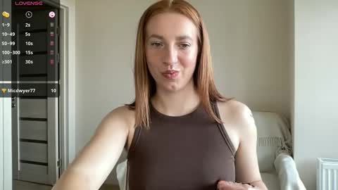 Snapshot of hot_lliinns chatting on 3, 10, 2025 Lina online show from 3, 10, 2025