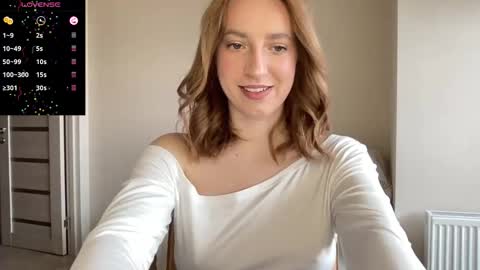 Snapshot of hot_lliinns chatting on 7, 10, 2025 Lina online show from 7, 10, 2025