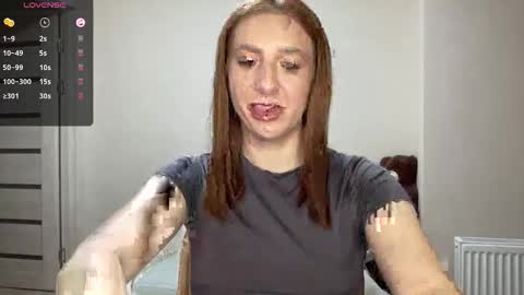 Snapshot of hot_lliinns chatting on 7, 1, 2026 Lina online show from 7, 1, 2026