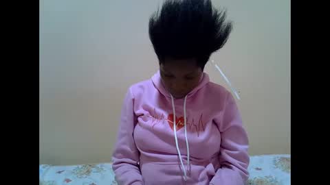 Snapshot of hot_lonnah chatting on 16, 9, 2025 LONNAH online show from 16, 9, 2025