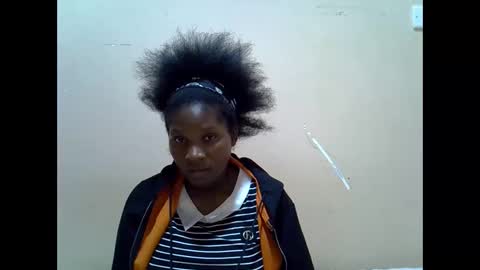 Snapshot of hot_lonnah chatting on 17, 9, 2025 LONNAH online show from 17, 9, 2025