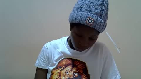 Snapshot of hot_lonnah chatting on 18, 9, 2025 LONNAH online show from 18, 9, 2025