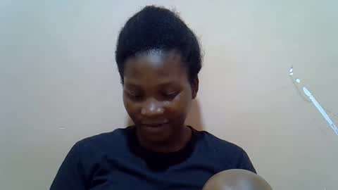 Snapshot of hot_lonnah chatting on 25, 9, 2025 LONNAH online show from 25, 9, 2025