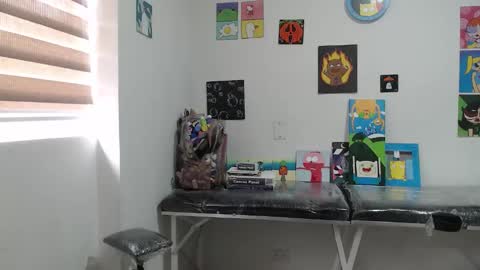 Mia online show from 16, 9, 2025