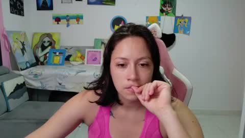 Mia online show from 4, 7, 2026