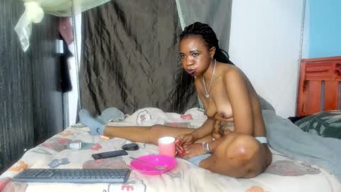 hot_moxie online show from 9, 10, 2025