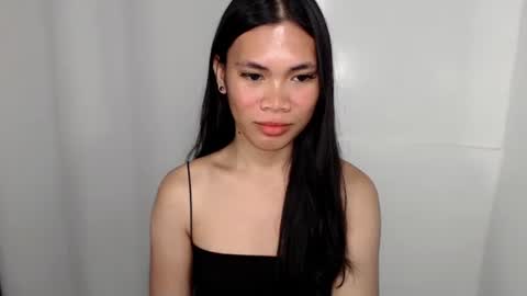 hot_pauline online show from 11, 5, 2026