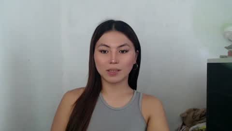 Snapshot of hot_precious_nikki chatting on 6, 4, 2026 Nikki online show from 6, 4, 2026