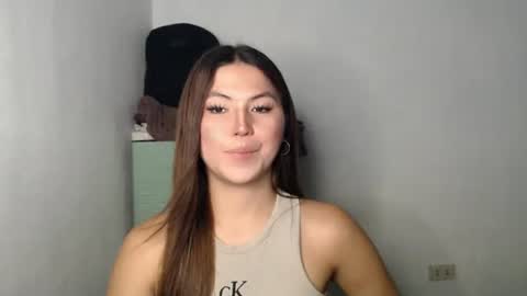 Snapshot of hot_precious_nikki chatting on 13, 4, 2026 Nikki online show from 13, 4, 2026