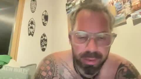 Snapshot of hot_sex83 chatting on 29, 10, 2025 letmedoo2 online show from 29, 10, 2025