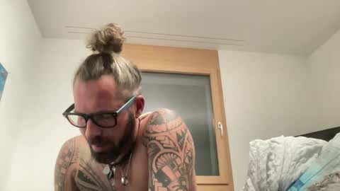 Snapshot of hot_sex83 chatting on 17, 12, 2025 letmedoo2 online show from 17, 12, 2025