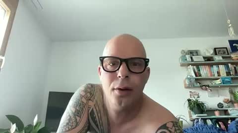 letmedoo2 online show from 27, 4, 2026