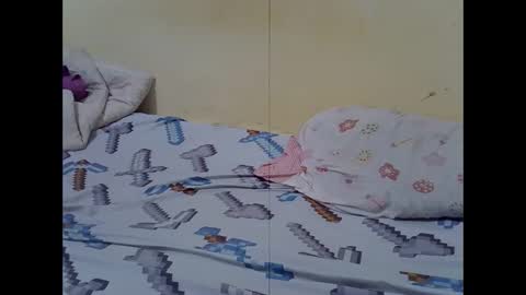 hot_shannia online show from 25, 5, 2026