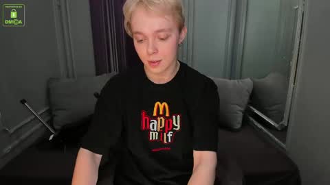 Snapshot of hot_twinkboy chatting on 25, 2, 2025 hot_twinkboy online show from 25, 2, 2025