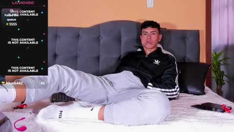 Snapshot of hot_twinks83 chatting on 21, 1, 2025 hot_twinks83 online show from 21, 1, 2025