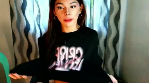 Yanna online show from 9, 4, 2026