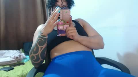 Snapshot of hotandpower10 chatting on 11, 2, 2025 Hot and PowerHOPE U MISS ME online show from 11, 2, 2025
