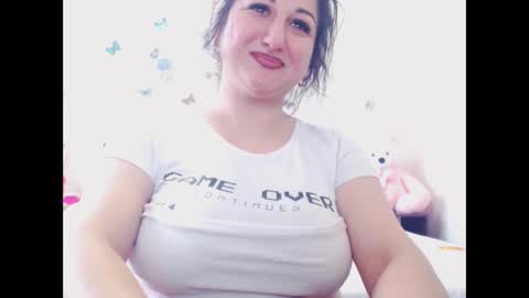 hotboobsmaya online show from 27, 2, 2026