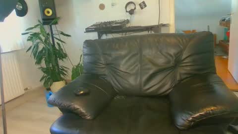 Snapshot of hotboy32891282 chatting on 27, 5, 2026 hotboy32891282 online show from 27, 5, 2026