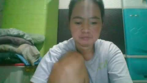 hotchicks4uxx online show from 5, 2, 2025