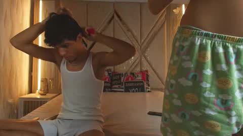 Snapshot of hotcouple_222 chatting on 16, 3, 2026 hotcouple_222 online show from 16, 3, 2026