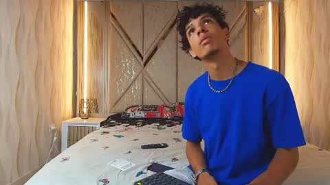 Snapshot of hotcouple_222 chatting on 10, 4, 2026 hotcouple_222 online show from 10, 4, 2026