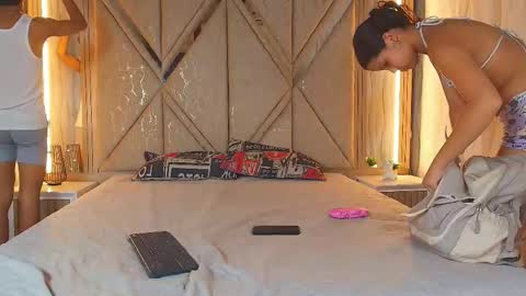 hotcouple_222 online show from 13, 5, 2026