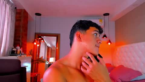 Hussain   aaron and Ekko online show from 25, 9, 2025