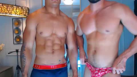 Snapshot of hotcrew_ chatting on 16, 3, 2026 Hussain aaron and Ekko online show from 16, 3, 2026