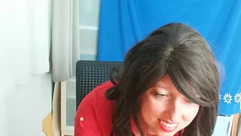 Hot Destany online show from 10, 3, 2025