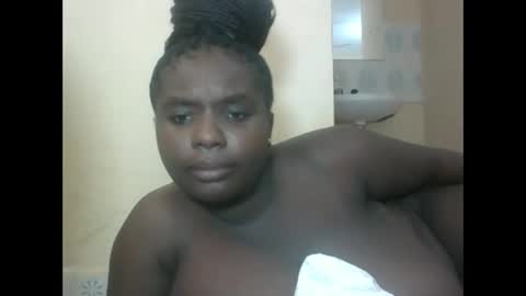 Snapshot of hotebbbyy chatting on 28, 5, 2026 EBBY online show from 28, 5, 2026